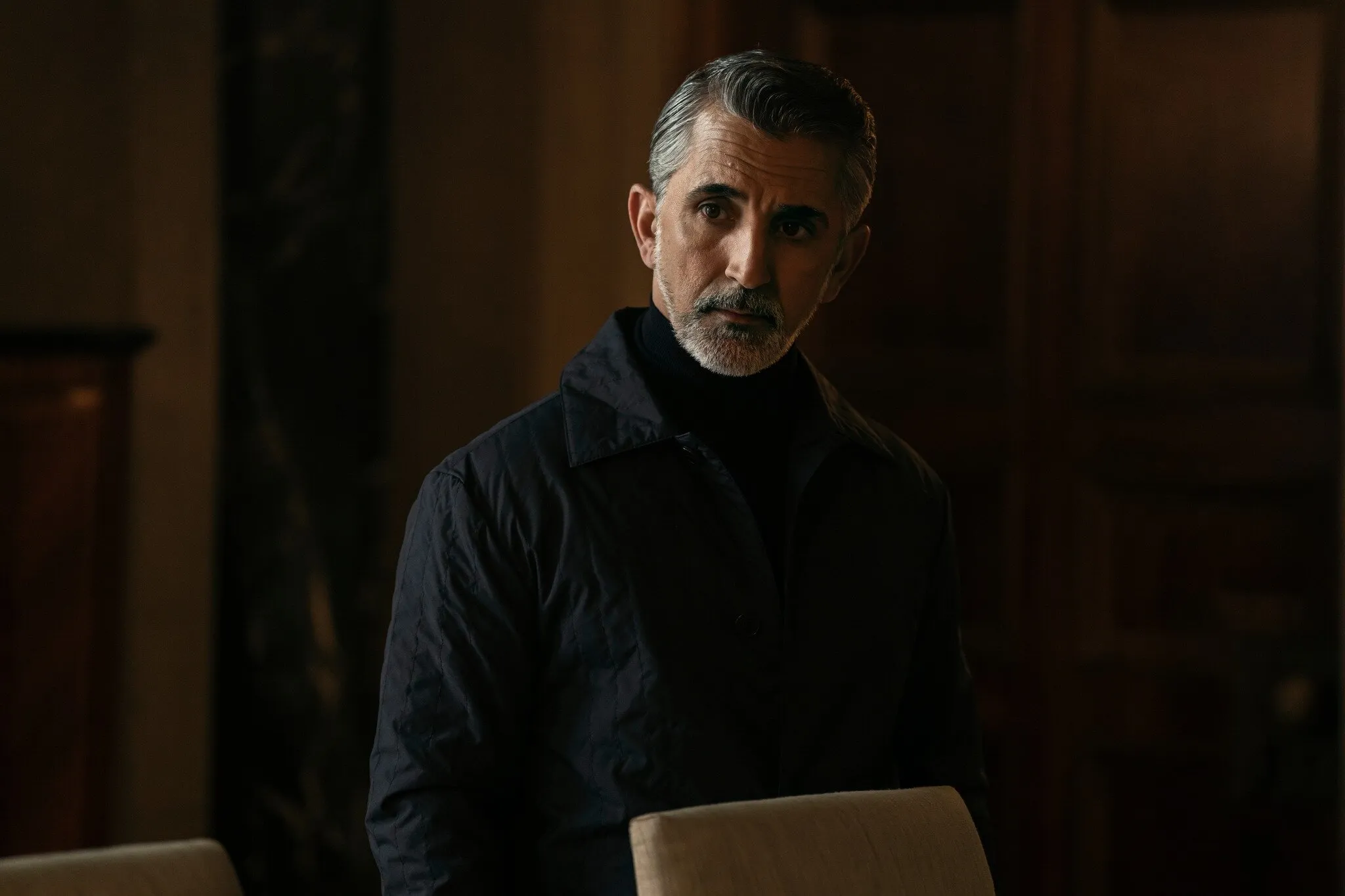 Кадр из сериала Пингвин